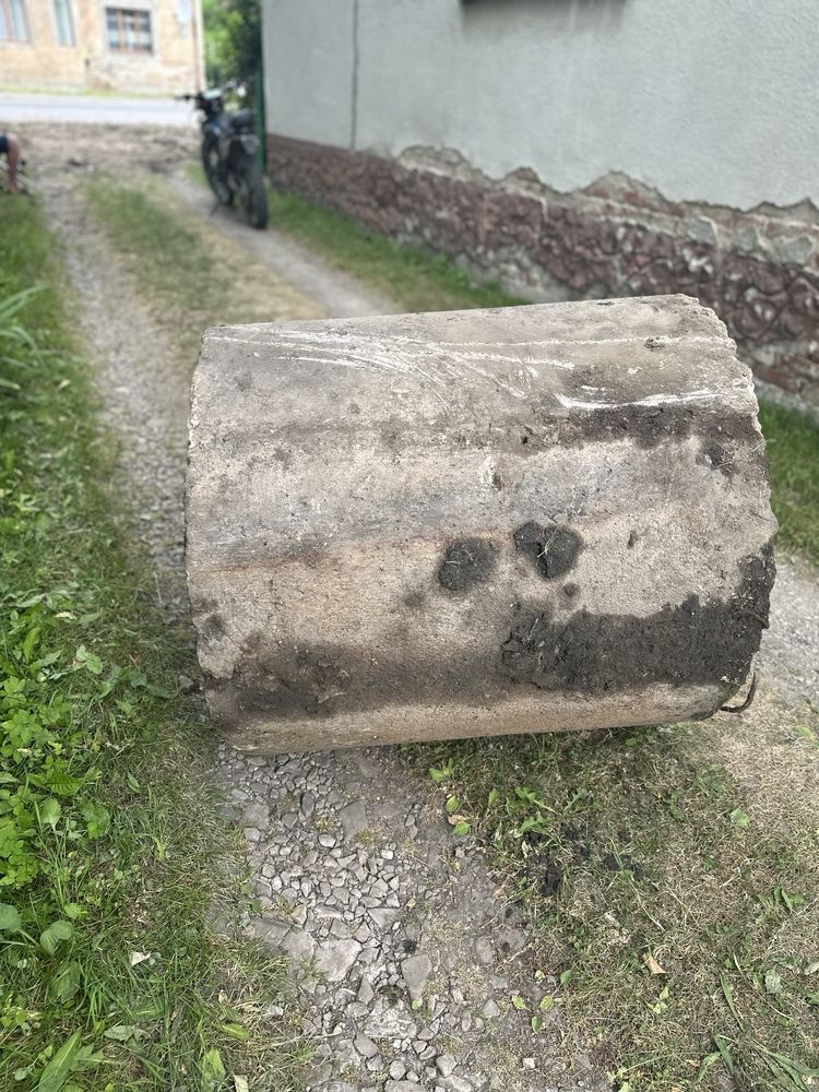 Продам бетонні кільця