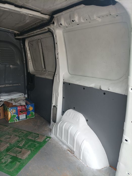 Продам хороше авто , сітроен джепі 2007года дізель 1.6 самый удачний д