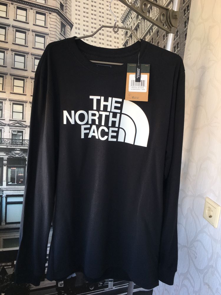 Оригінал The North Face TNF Кофта лонгслів футболка розмір М .