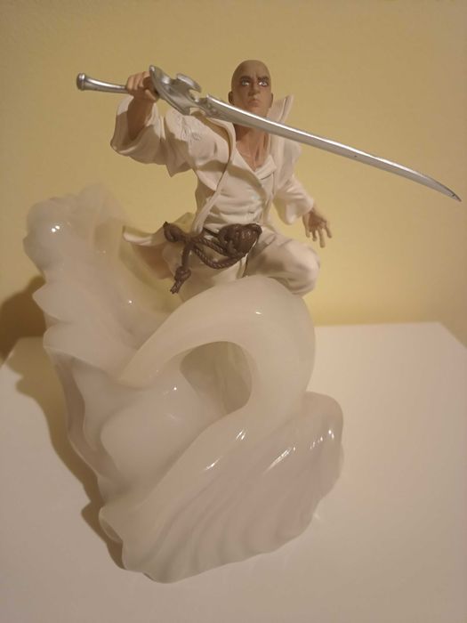 Statua Clashing Storms Brandon Sanderson Archiwum Burzowego Światła