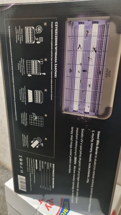 Lampa owadobójcza jak nowa .