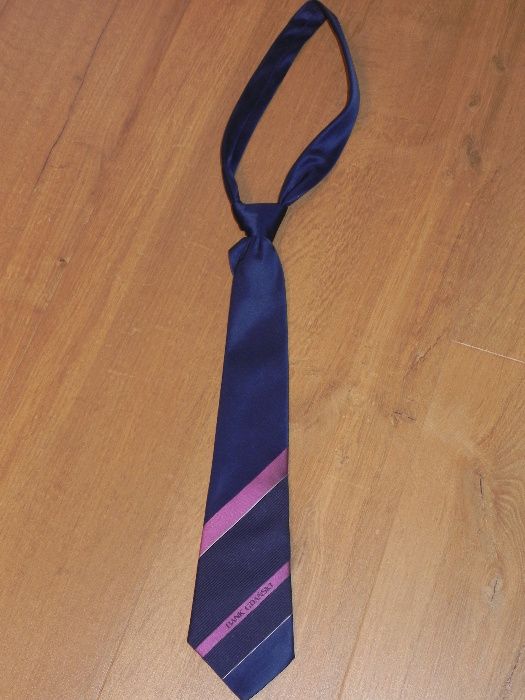 Jedwabny krawat z napisem BANK GDAŃSKI. Firma Milanówek
