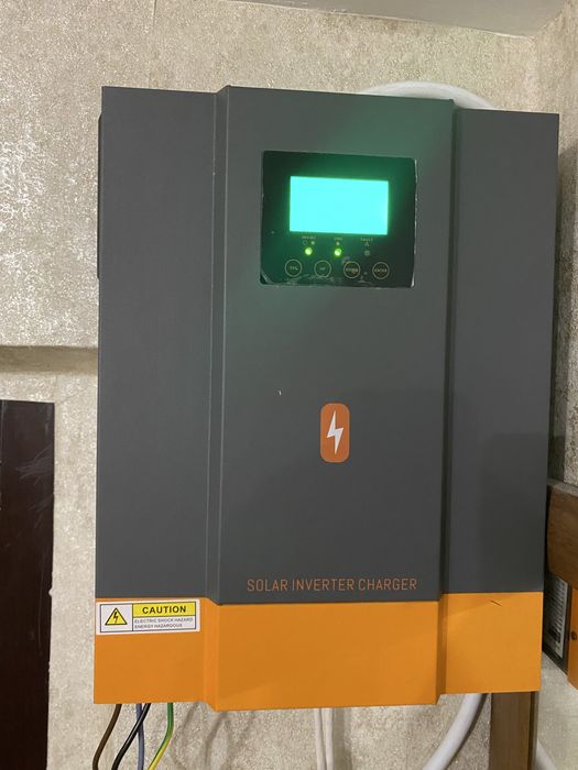 Гібридний сонячний інвертор PowMr POW-HVM3.2H-24V-N