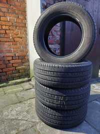 Komplet opon letnich Bridgestone Duravis 215/60R16C