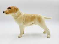 Prześliczna porcelanowa figurka pies labrador