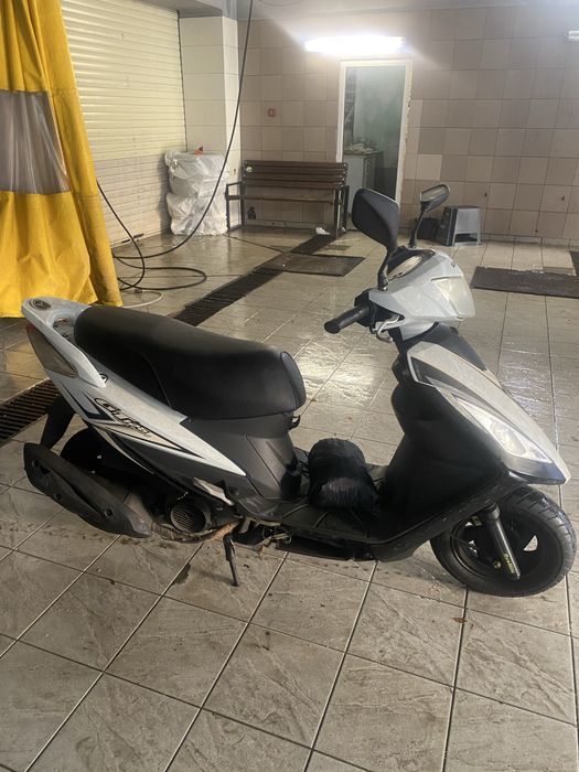 Скутер sym gt125