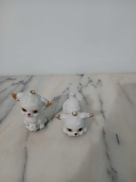 Cães em Porcelana