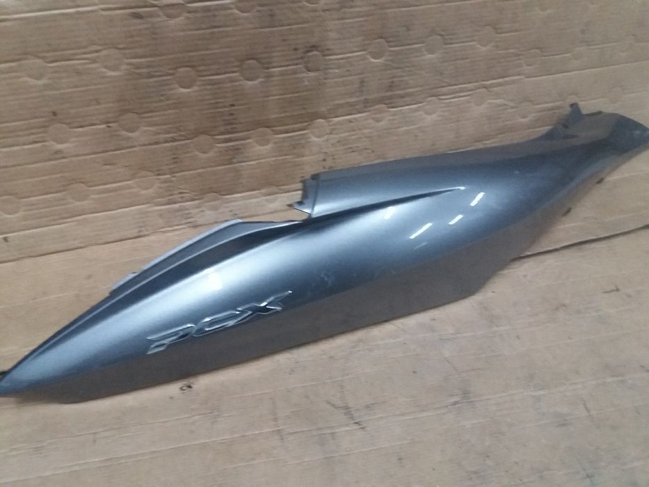 Carenagem traseira direita Honda PCX125 10 a 14