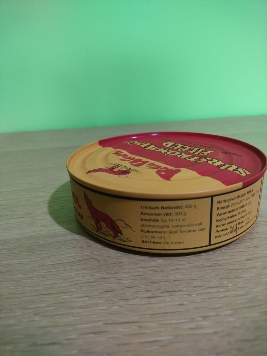 Szweckie Kiszone śledzie Surstrumming