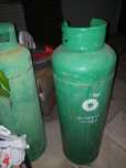 URGENTE. Para desocupar 2 garrafas de gaz industriais