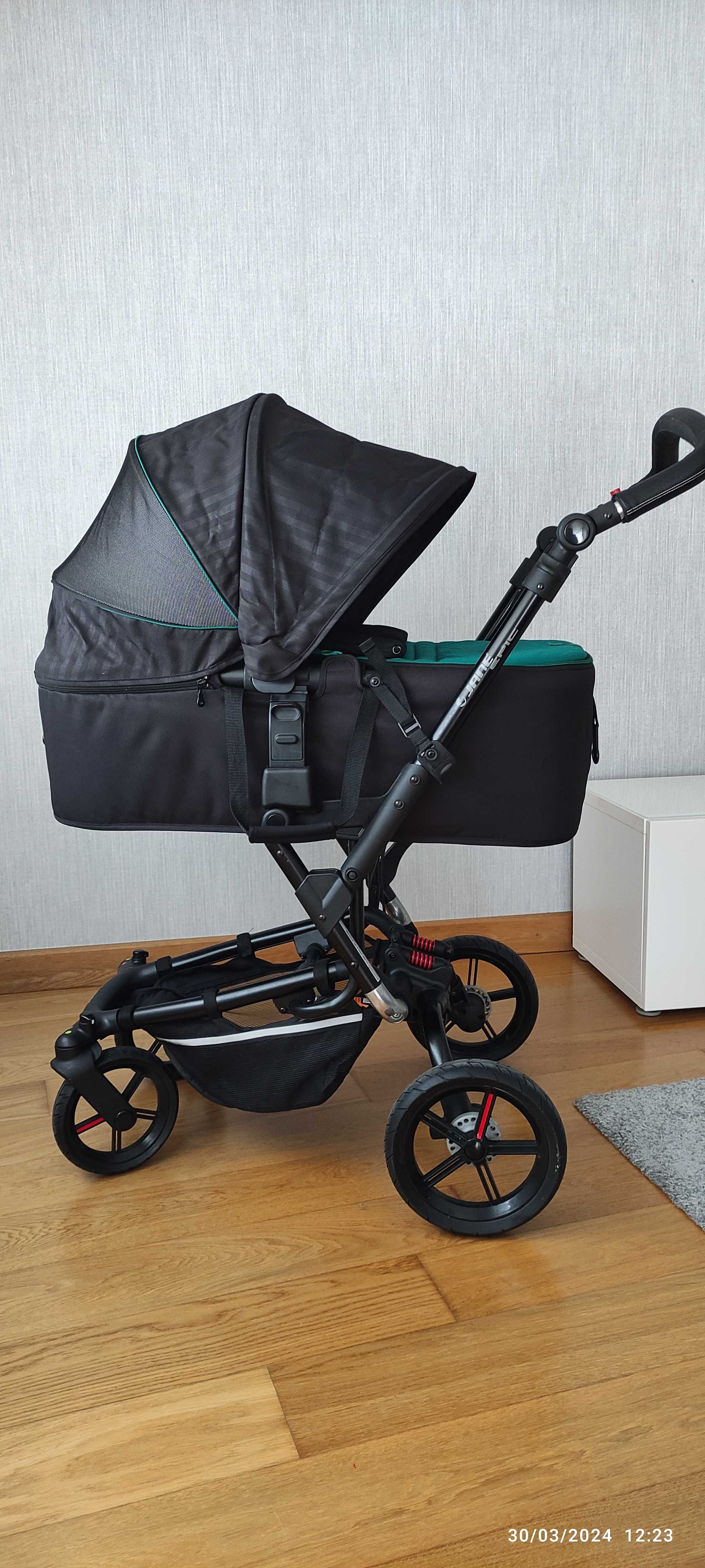 Trio 	Jané - EPIC + KOOS I-Size Squared + Isofix (como novo)