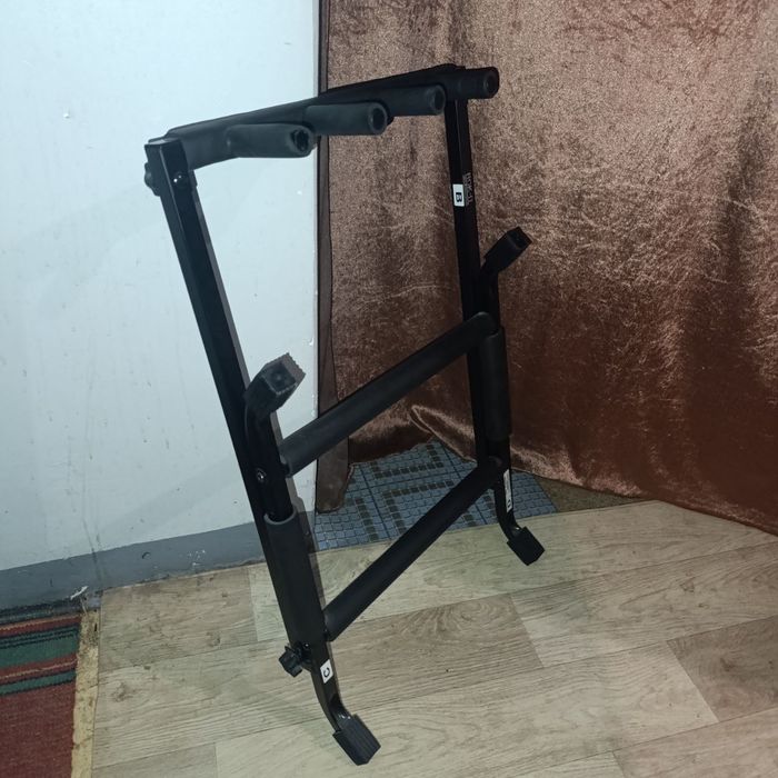 Стойка (Cтенд) для 3-х гитар Gator