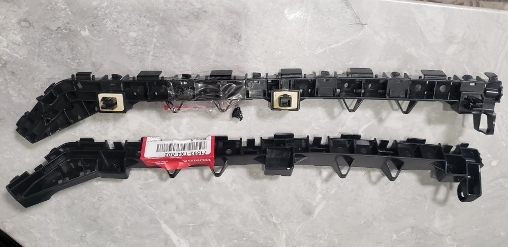 Продам або обміняю направляющю на Акуру