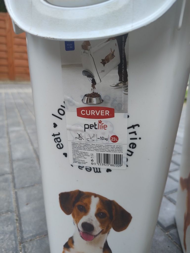 Pojemnik na karmę dla psów