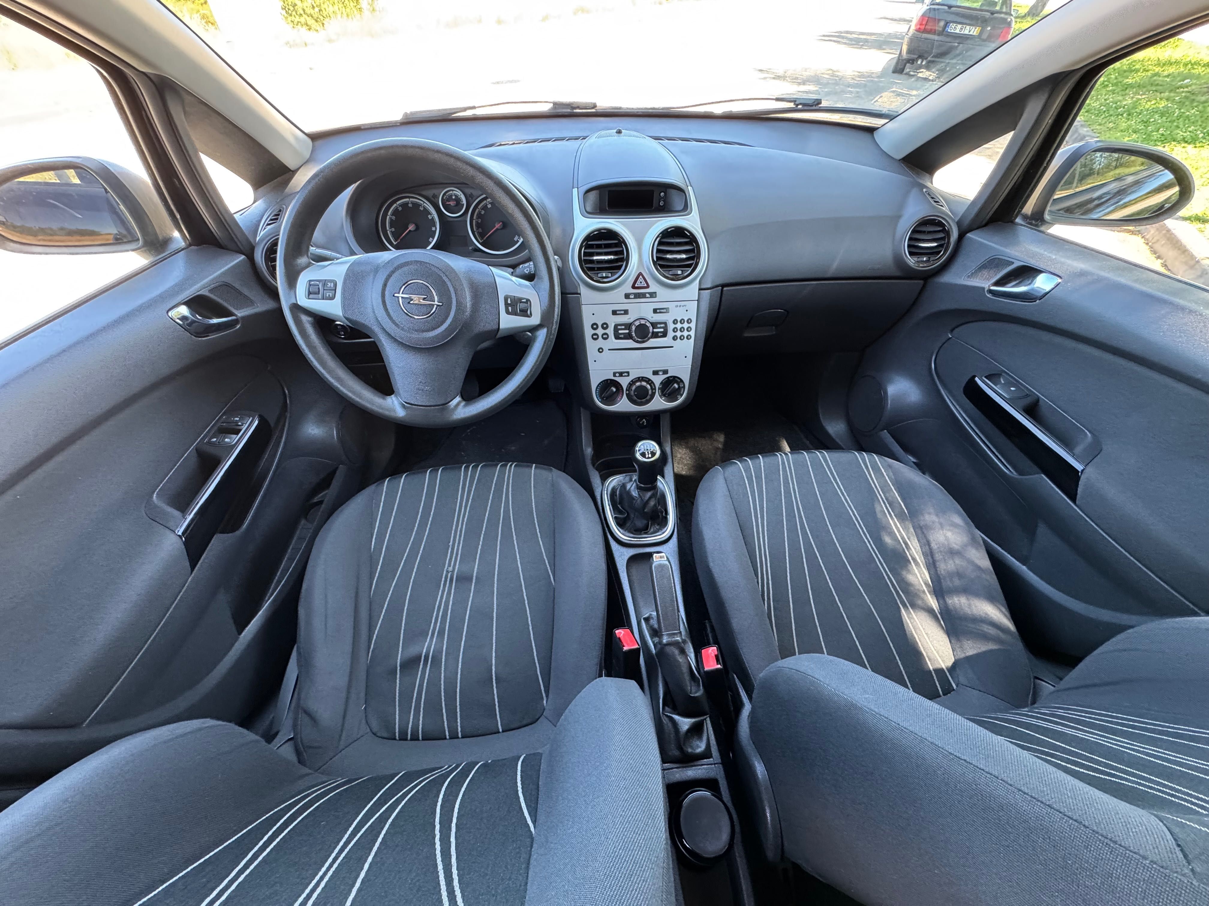 Vendo Opel corsa D 1.2 gasolina poucos km!