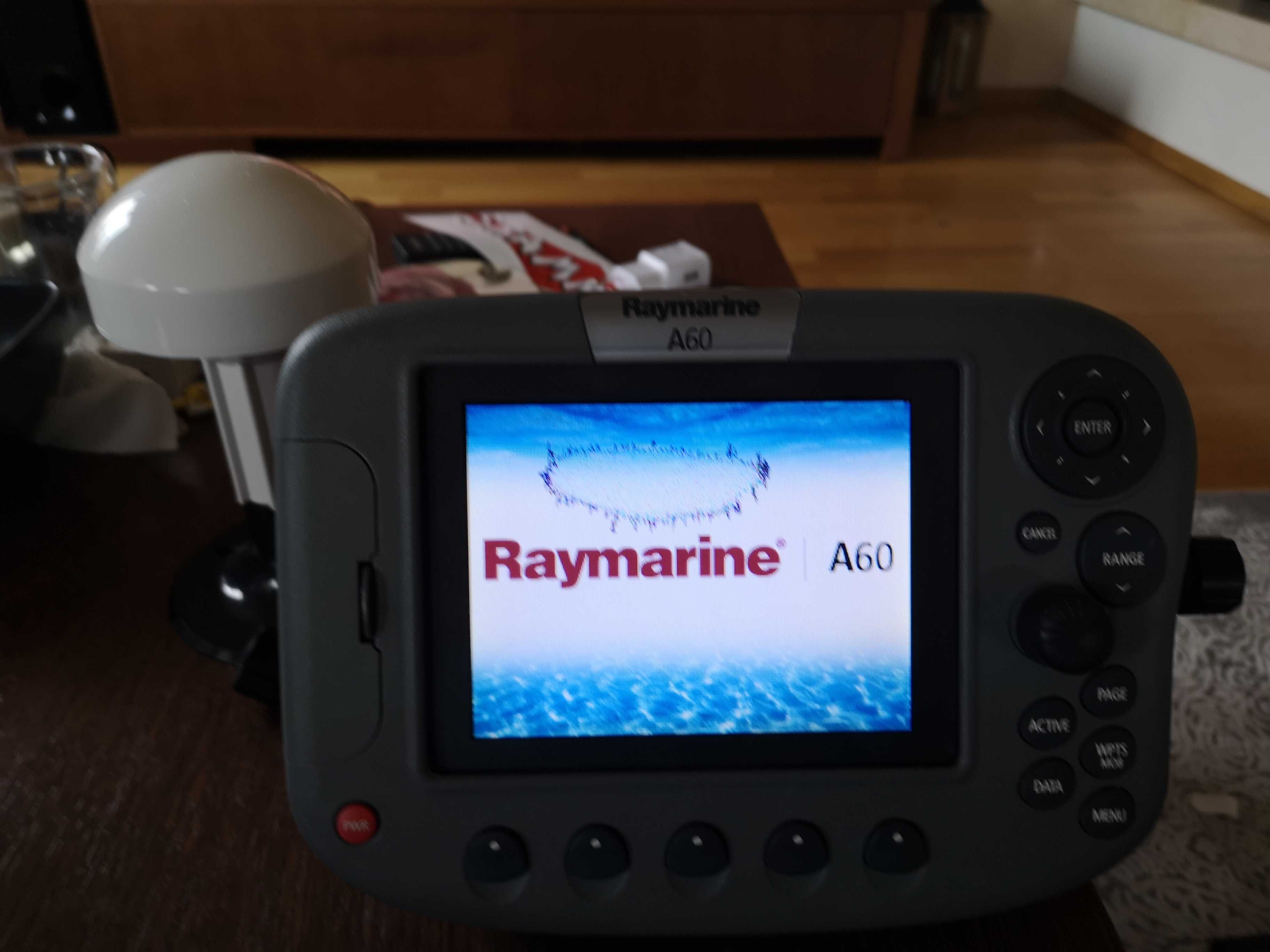 Raymarine a60 ploter +antena gps