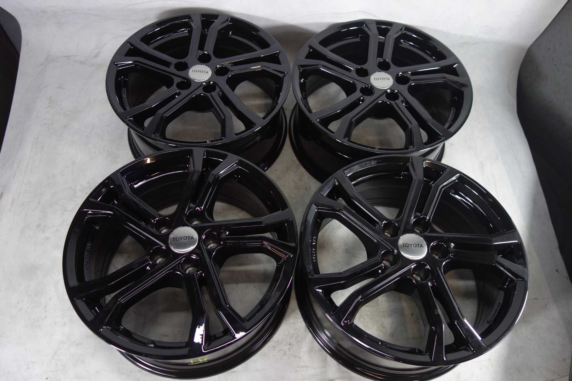 NOWE Alufelgi 17" 5x114,3 Toyota Rav4 Yaris Camry Auris Czarne 857