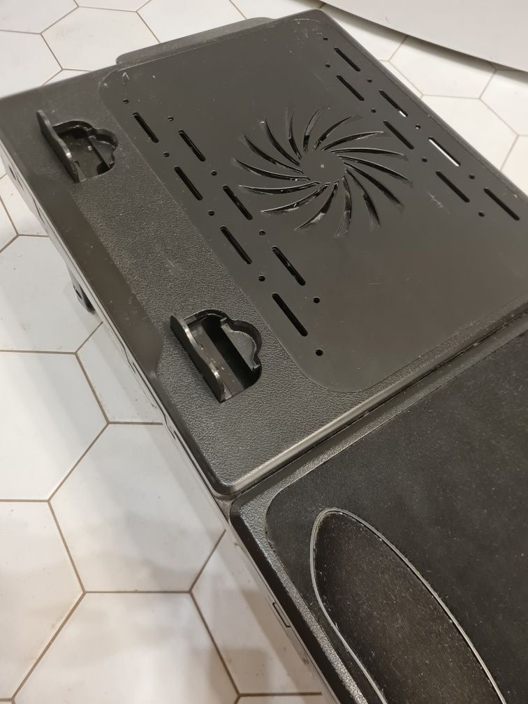 Stolik pod laptopa Modecom