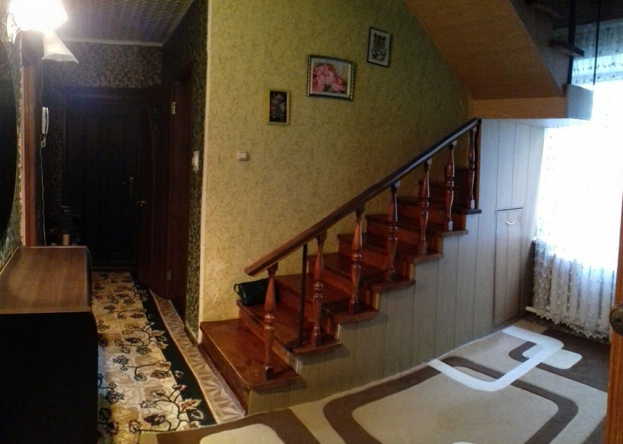 Продам будинок 2х поверховий