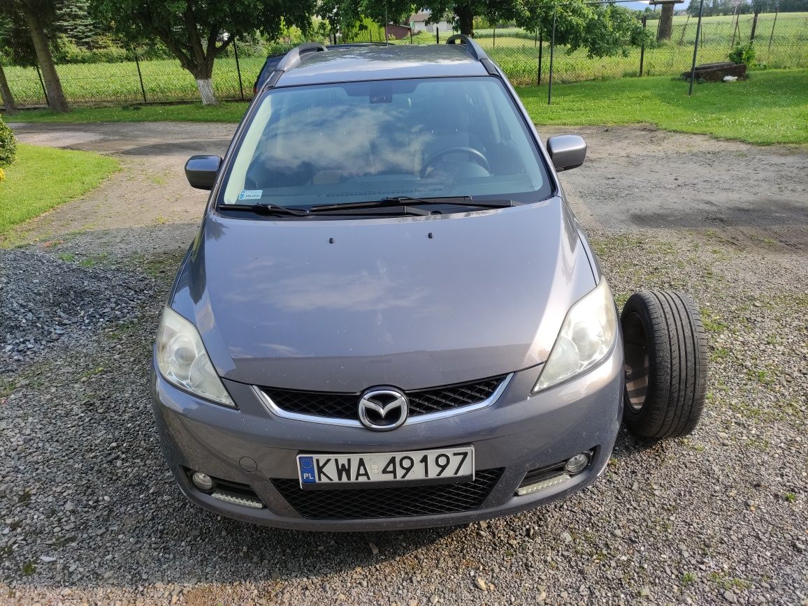 Samochód osobowy Mazda 5