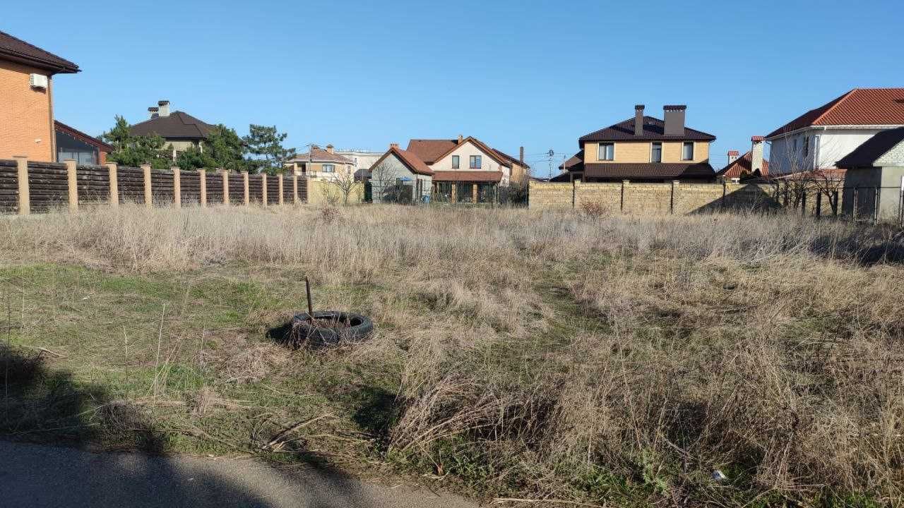 Ділянка у Лісках, на вул. Паустовського