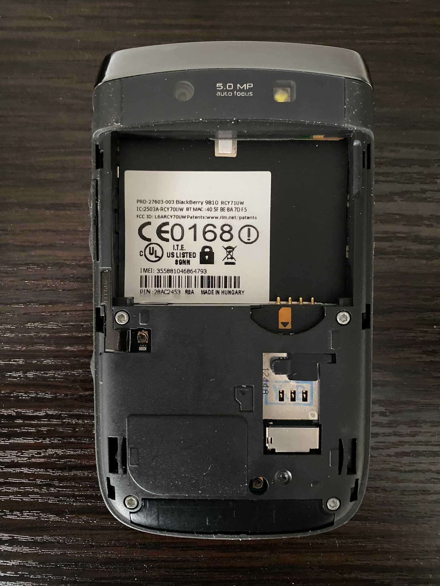 Телефон BlackBerry Torch 9810, новий