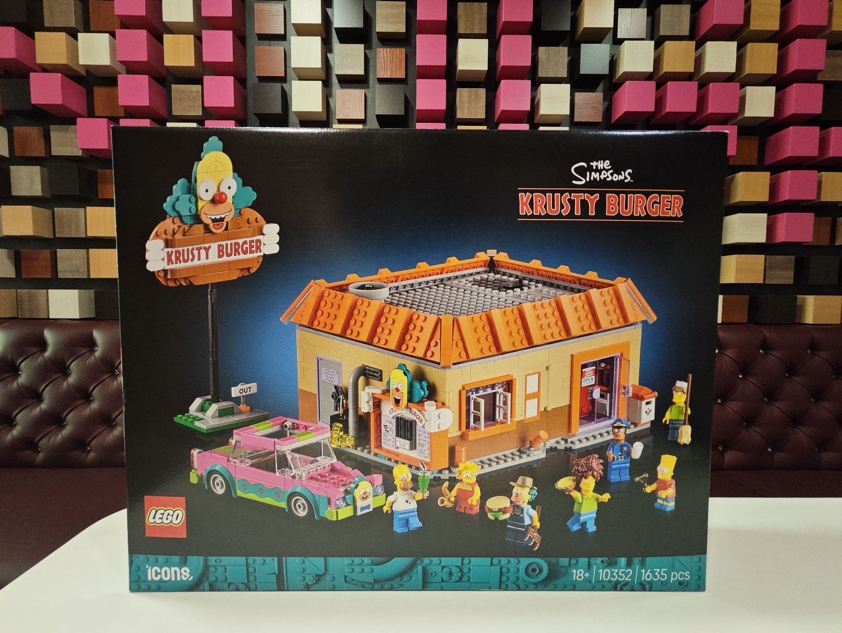 Конструктор LEGO ICONS 10352 The Simpsons Красті Бургер