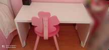 Secretaria Criança Com Oferta de Cadeira