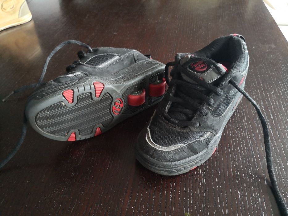 Butorolki, buty na kółkach Heelys rozmiar 33