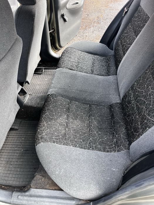 Автомобіль Daewoo Sens