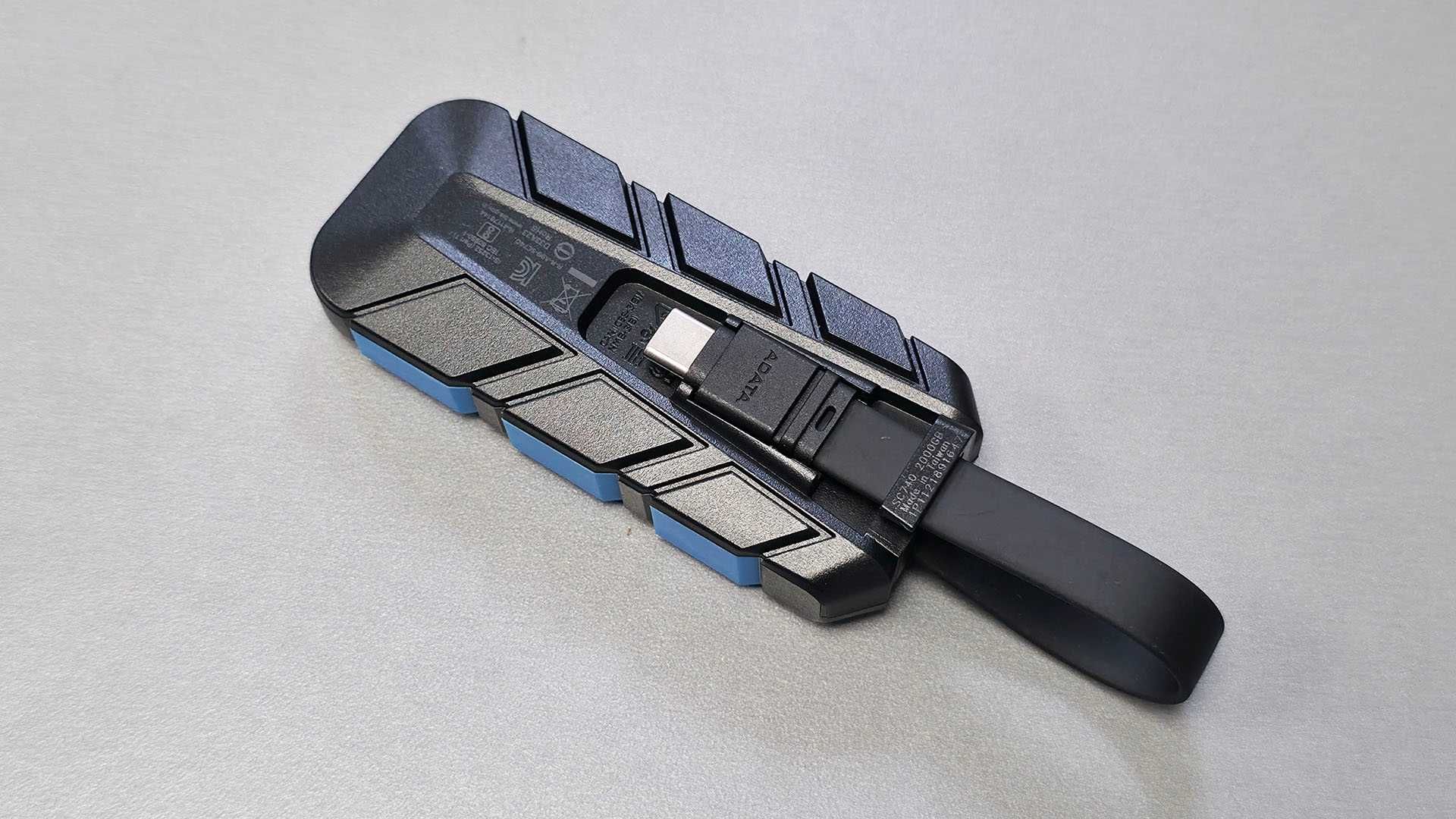 Dysk przenośny ADATA SC740 2TB USB 3.2