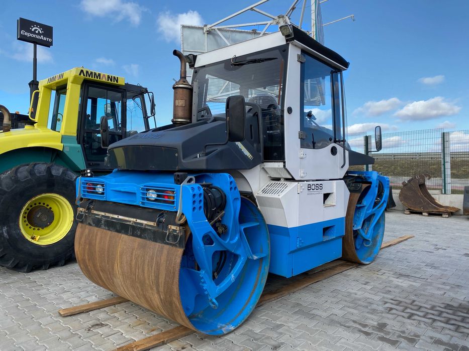 Каток дорожній (гладковальцевий, вібраційний) Bomag BW 174AP 2010 рік