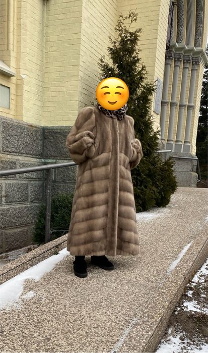 Норкова шуба  (люкс)130 см