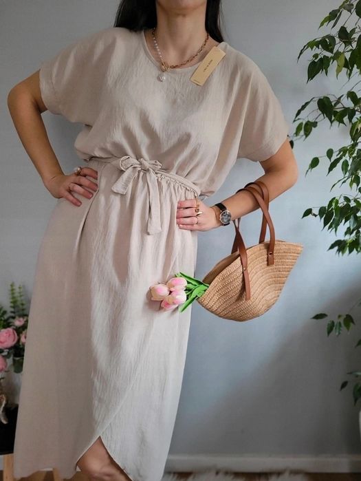 Nowa kopertowa sukienka midi latte wiązana w pasie klasyczna na wiosnę