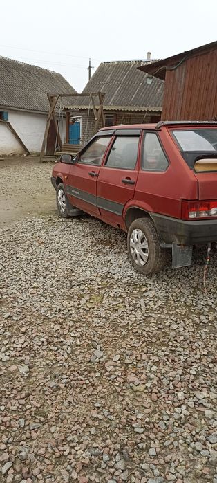 Продам машину ВАЗ-2109