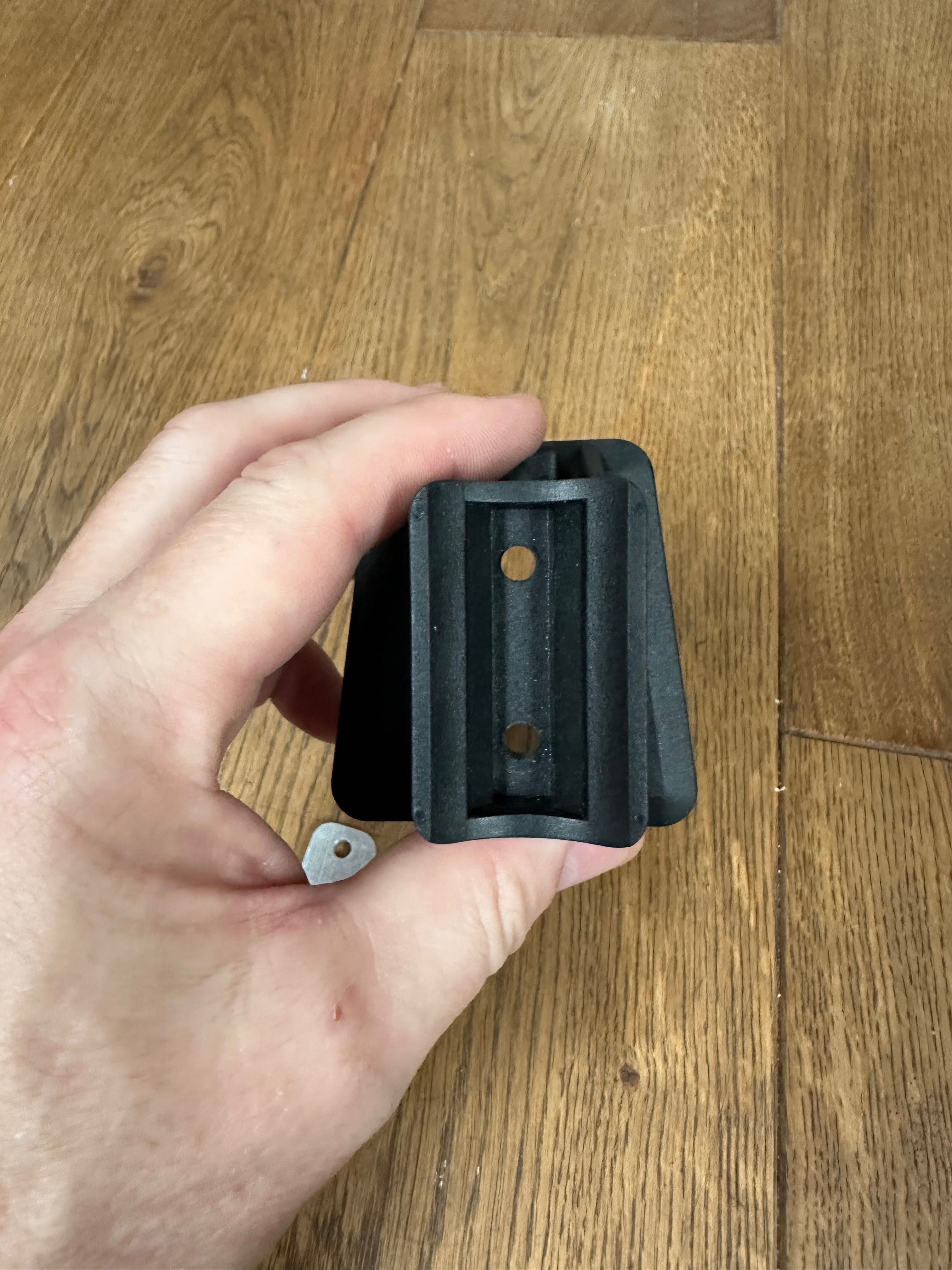 Rower Brompton Front Carrier Block