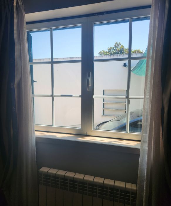 Janelas e sacadas vidro duplo em alumínio