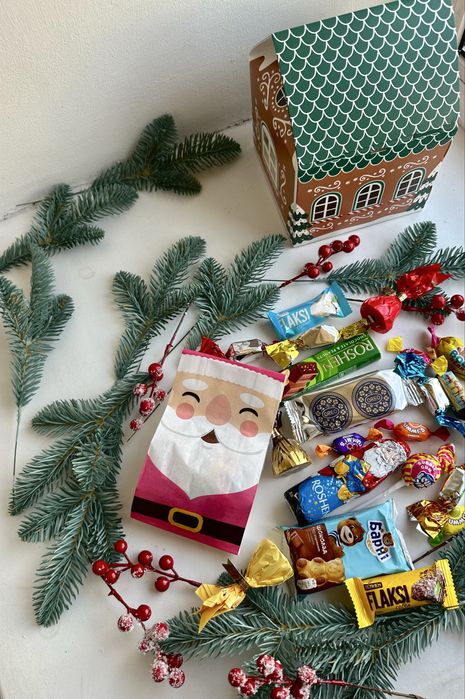 Солодкий подарунок «Будиночок» на День св. Миколая, Різдво, Новий рік