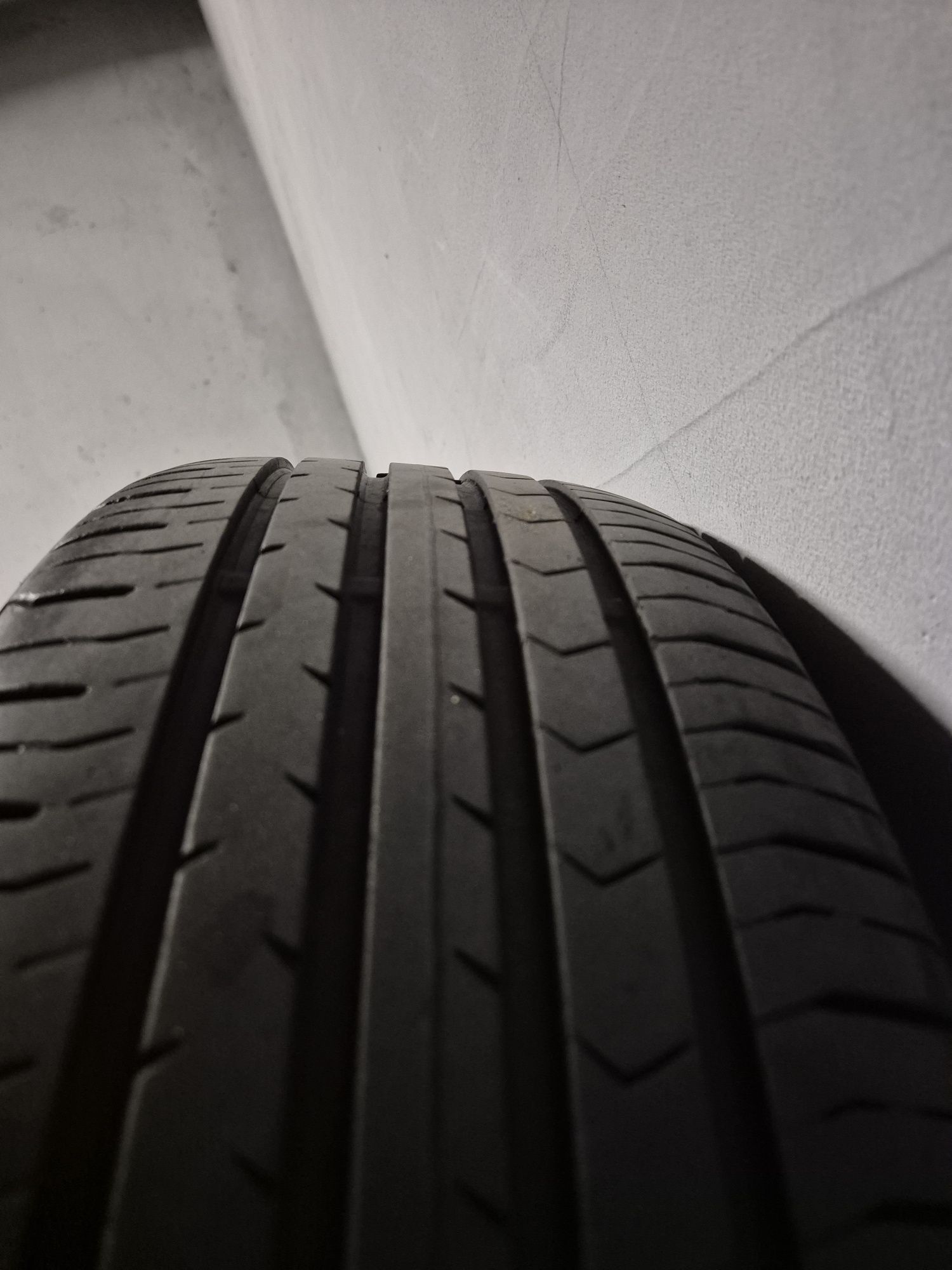 Honda 16 CALI 6.5J ET50 5X114.3. Letnie opony