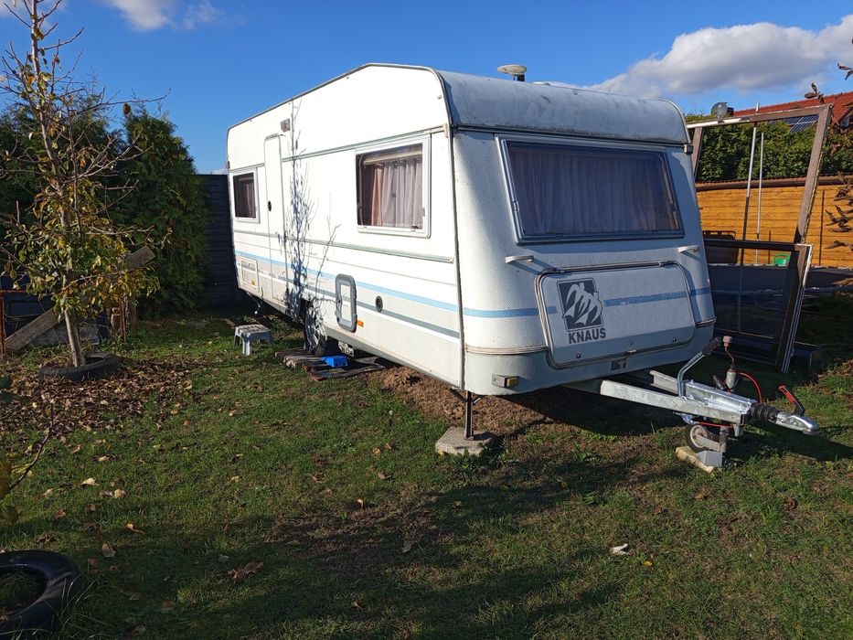 Przyczepa kempingowa Knaus Azur 430