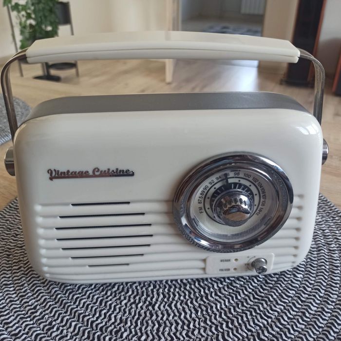 Radio vintage z bluetooth