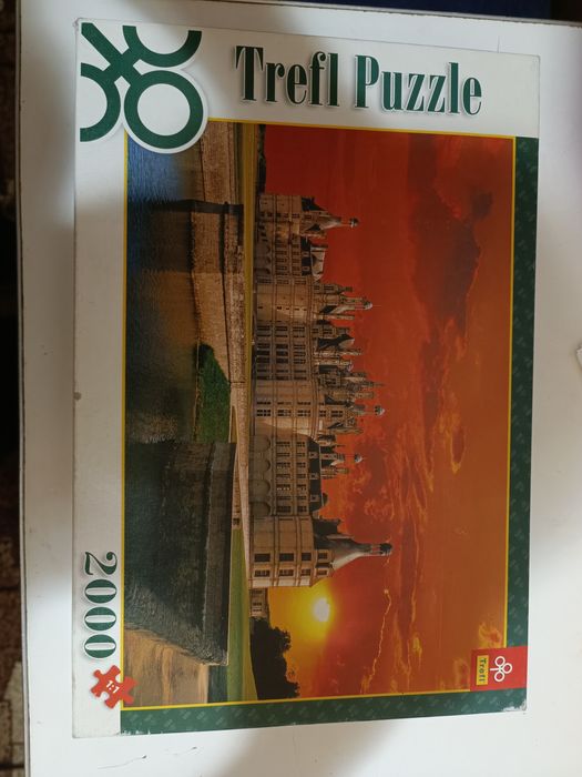 Пазлы замок продам