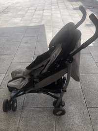 Carrinho de passeio Chicco preto