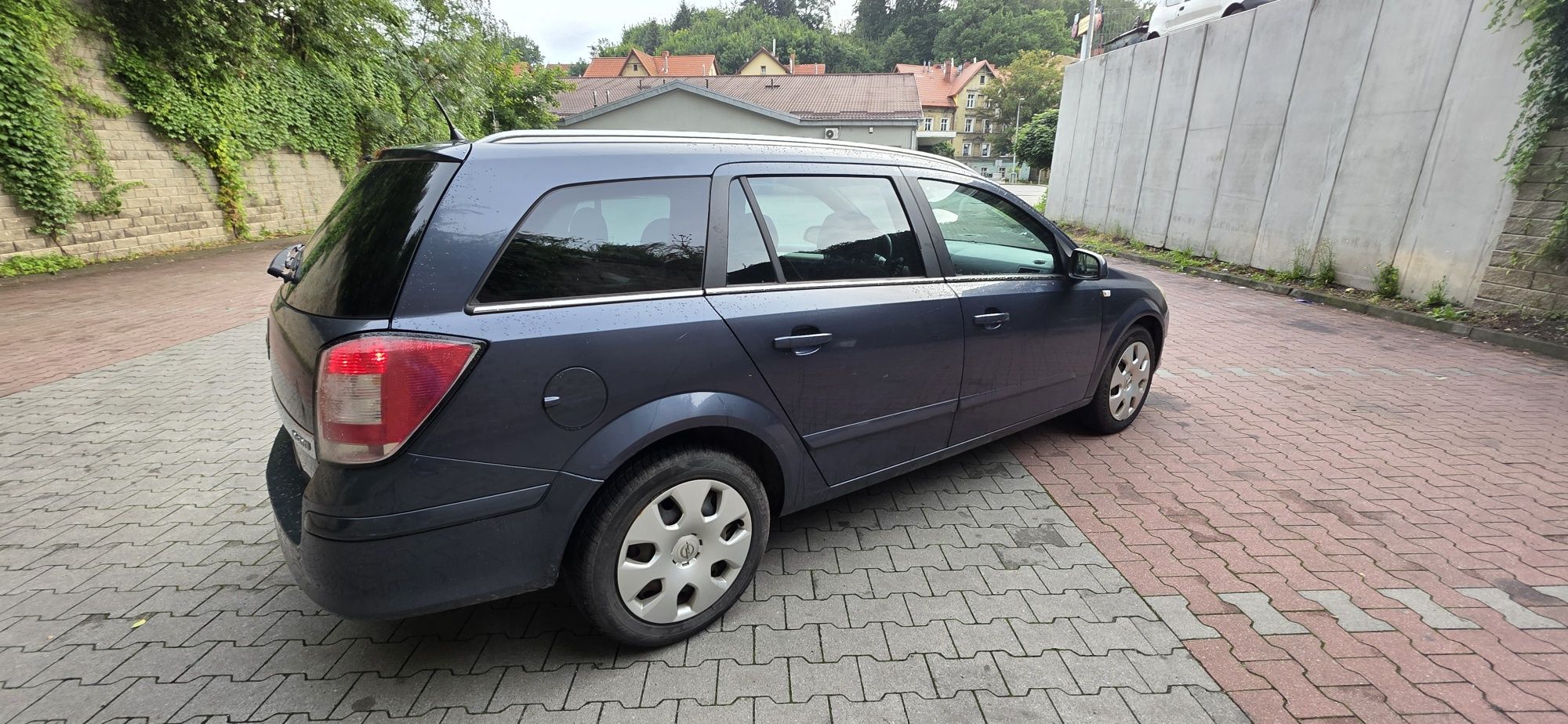Opel Astra H  1.9 cdti 120km Z19DT