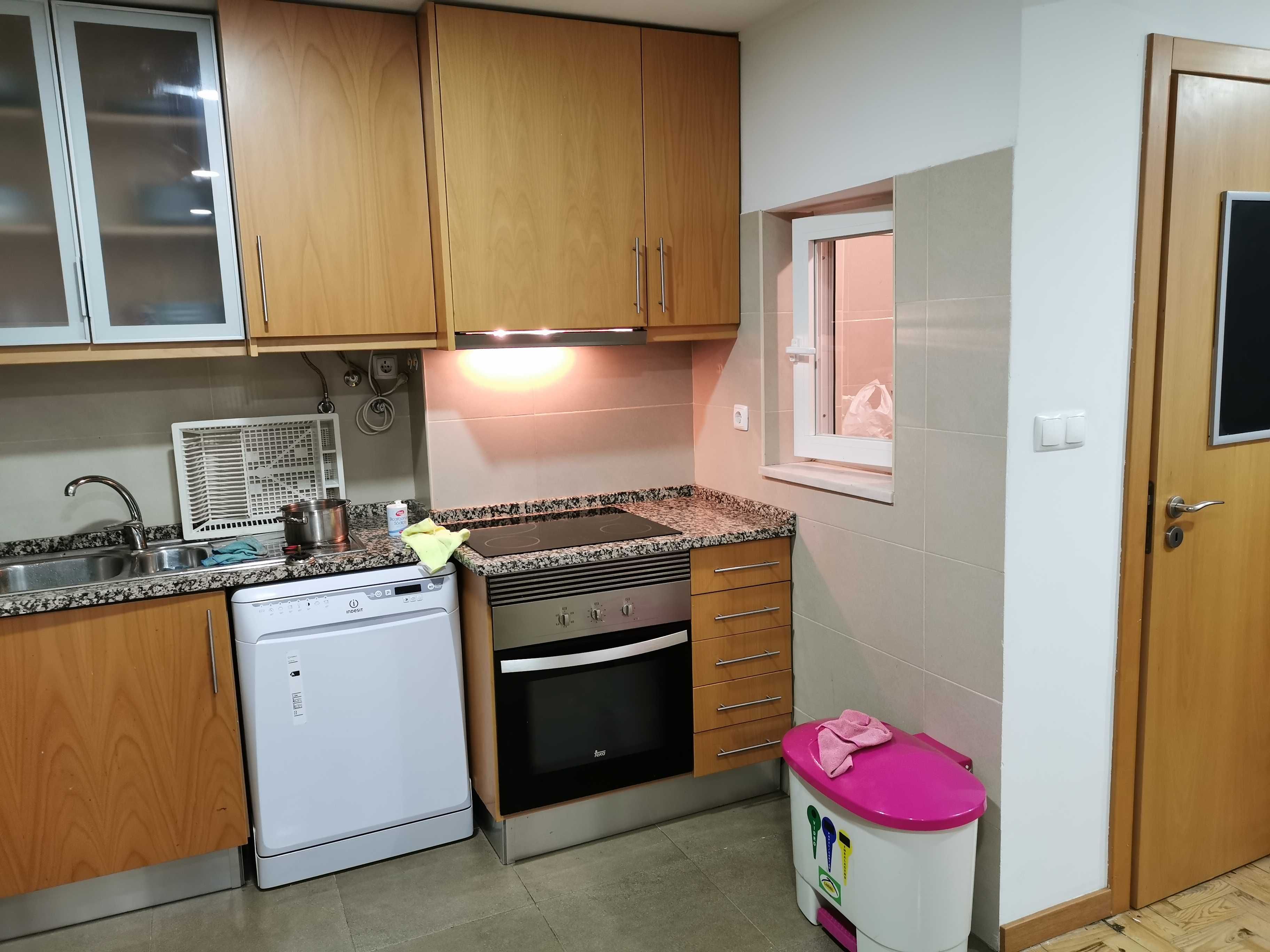 Aluga-se apartamento T2 em Marvila completamente equipado