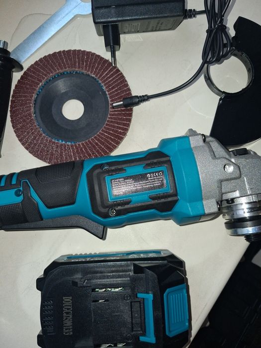 Болгарка  безщіткова комплект 125мм