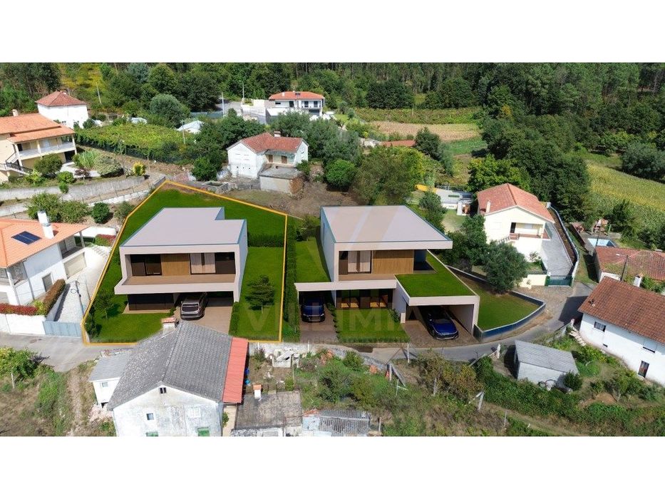 Terreno com 580,20 m² - Rebordões (Santa Maria), Ponte de Lima