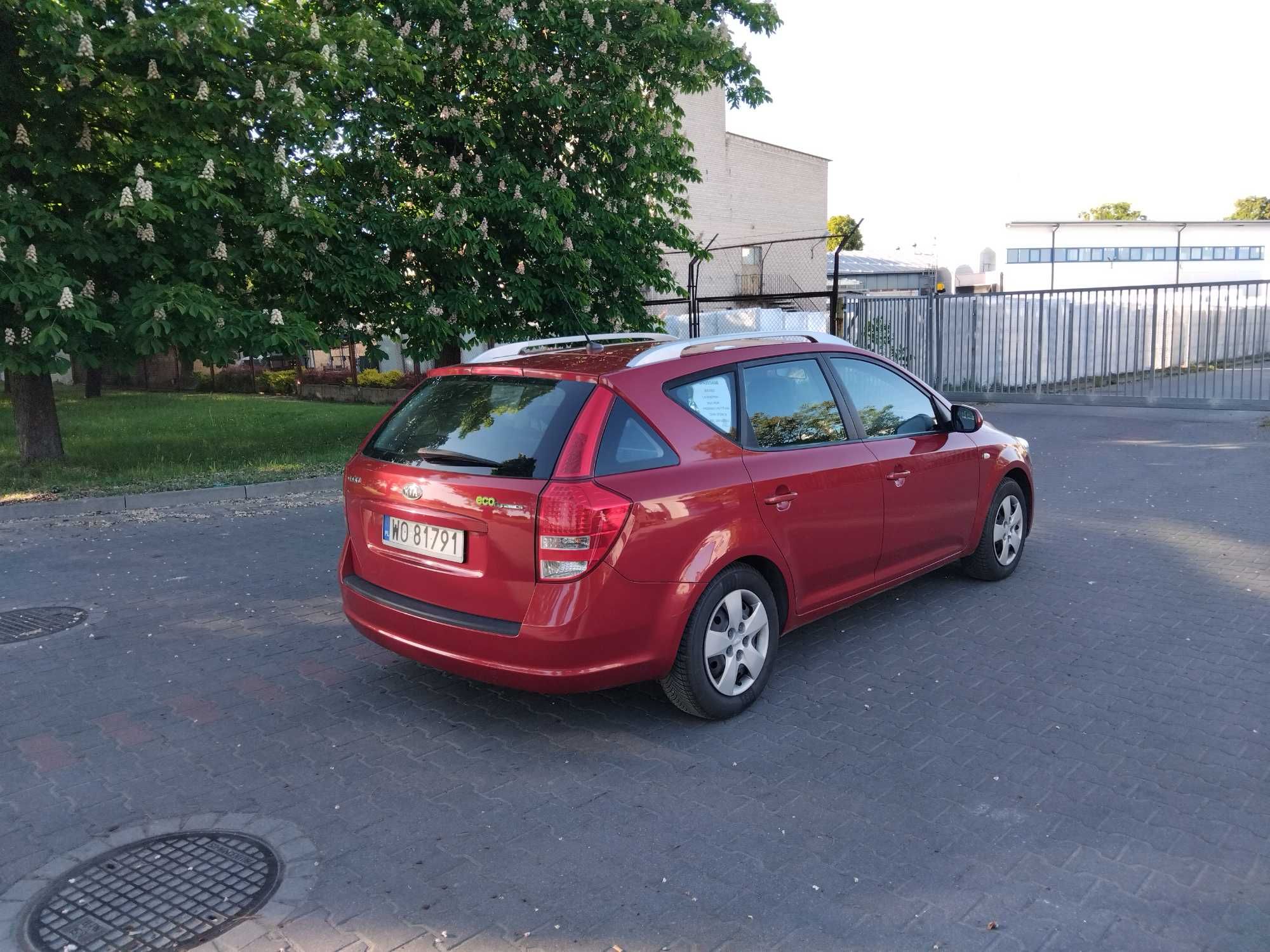 KIA CEED 1.4 benzyna