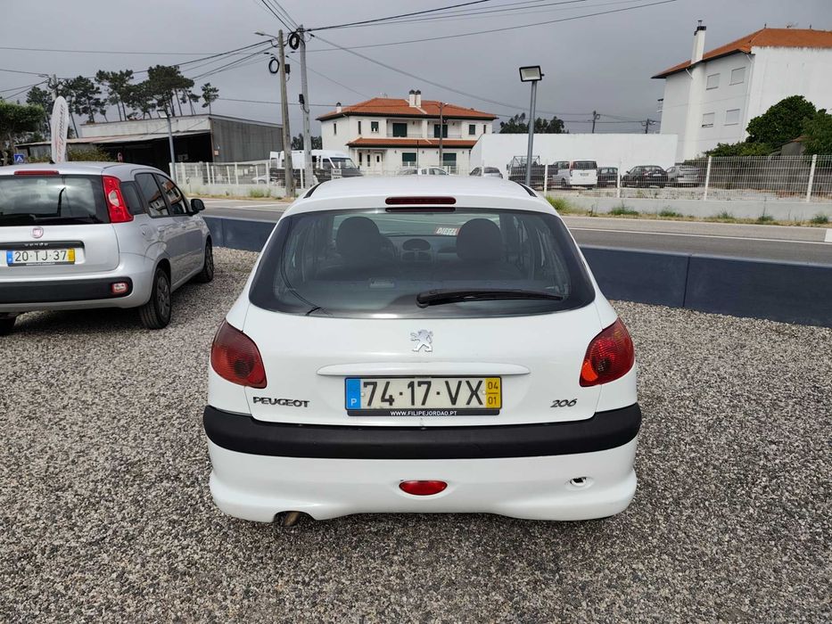 Peugeot 206 1.4hdi 2004 5 lugares