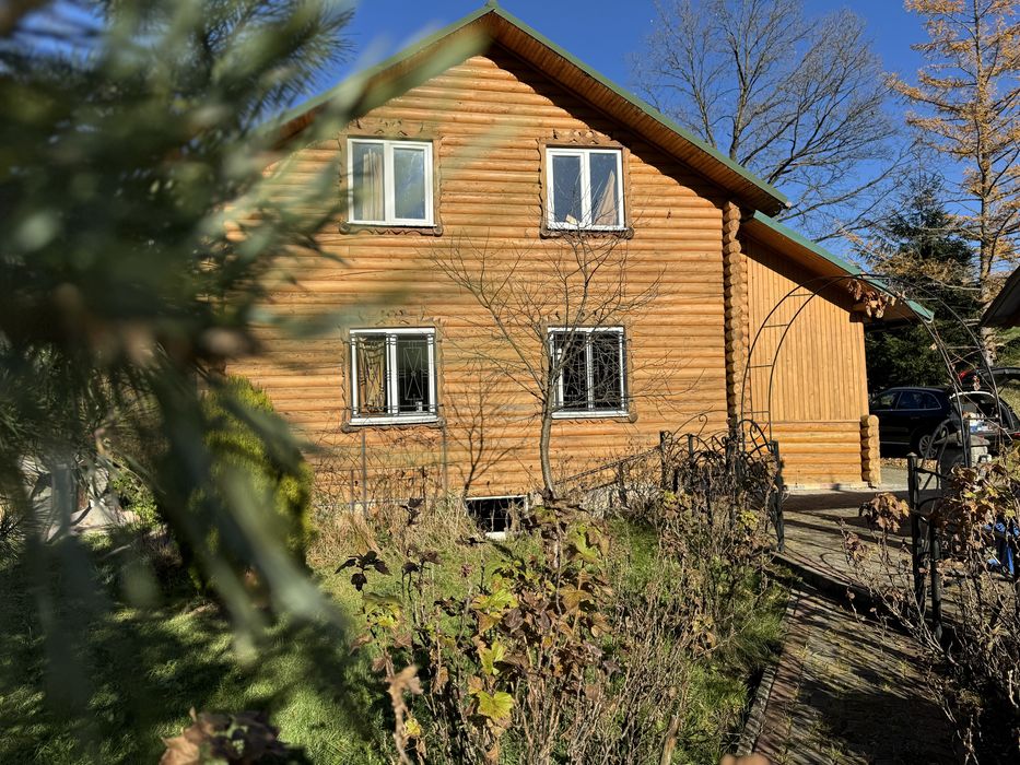 Продам будинок у с. Східниці